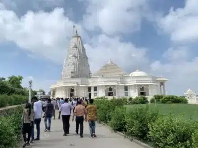 Udaipur Airport Taxi Service